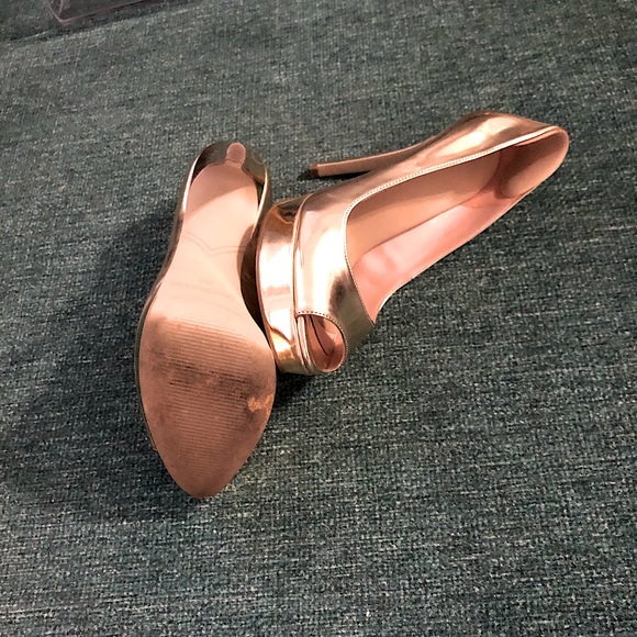 Gold Enzo Angiolini Peep Toe Heels - Picture 3 of 8